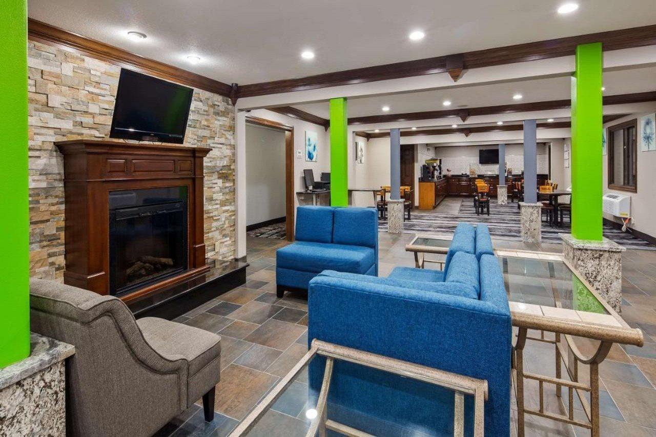 Hotel Ramada By Wyndham Cedar Rapids South Extérieur photo
