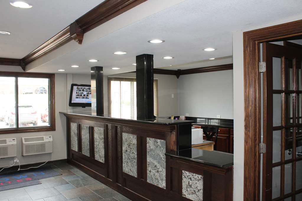 Hotel Ramada By Wyndham Cedar Rapids South Intérieur photo